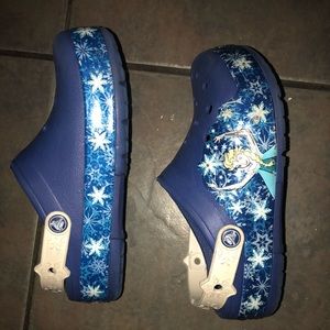 Frozen Light Up Crocs